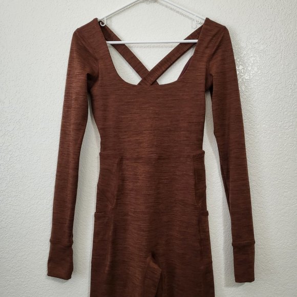 Women's FP Movement Relieve Cross Back Free‎ People Long Sleeve Jumpsuit - Picture 10 of 15